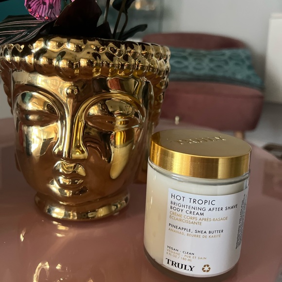 CHOOSE 1 Truly Luxury Shave Butters and after Shave Body Butters and Glazes - Picture 13 of 14